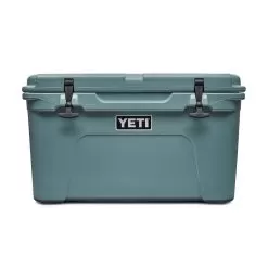 Yeti Tundra 45 Cooler 17 Yeti Tundra 45 Cooler -Outdoors Shop 190394 RiverGreen Cooler Studio Dealers 45 River Green Front 2400x2400 1